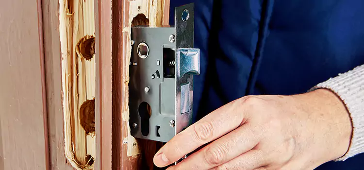 Garage Door Lock Replacement Eagan